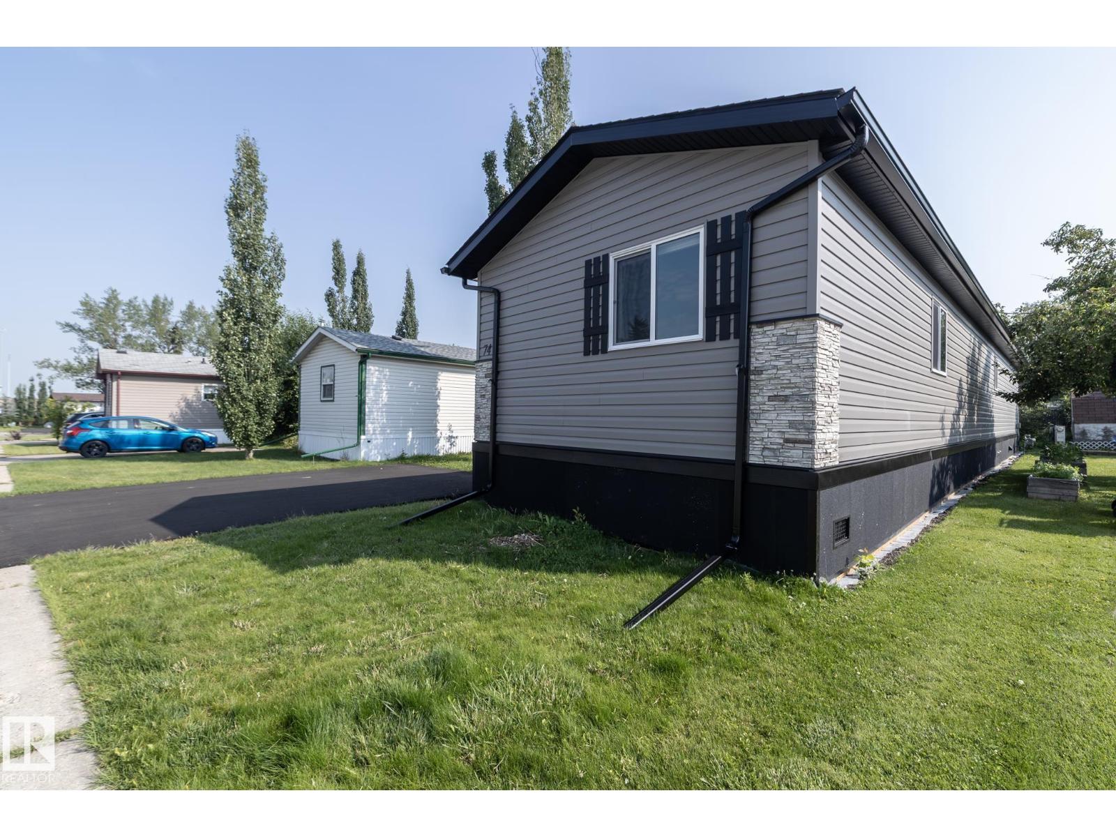 74 Willow Park ES, Leduc