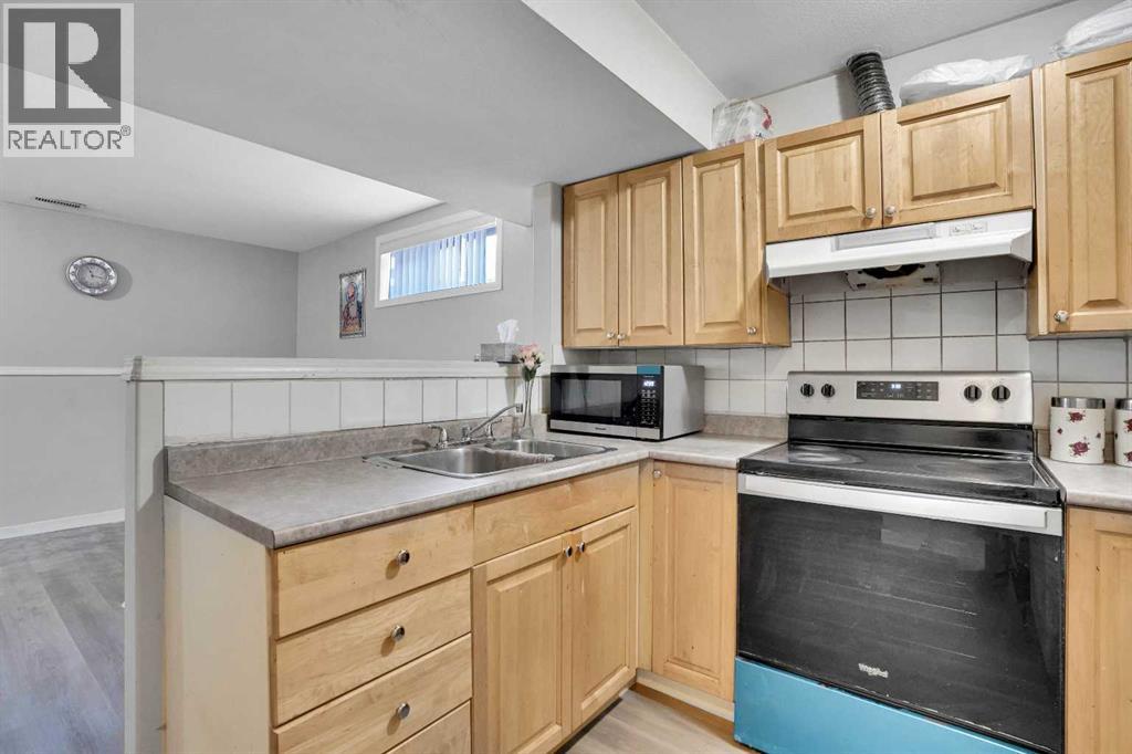 Single Family House for Sale in  Taralea Green NE Taradale Calgary 