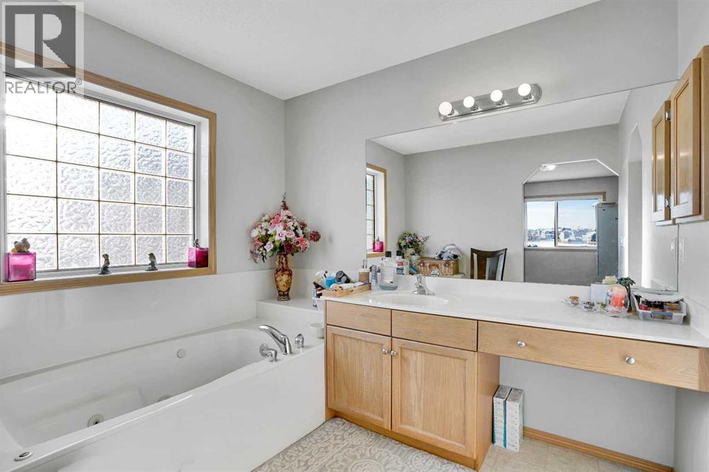 Single Family House for Sale in  Taralea Green NE Taradale Calgary 