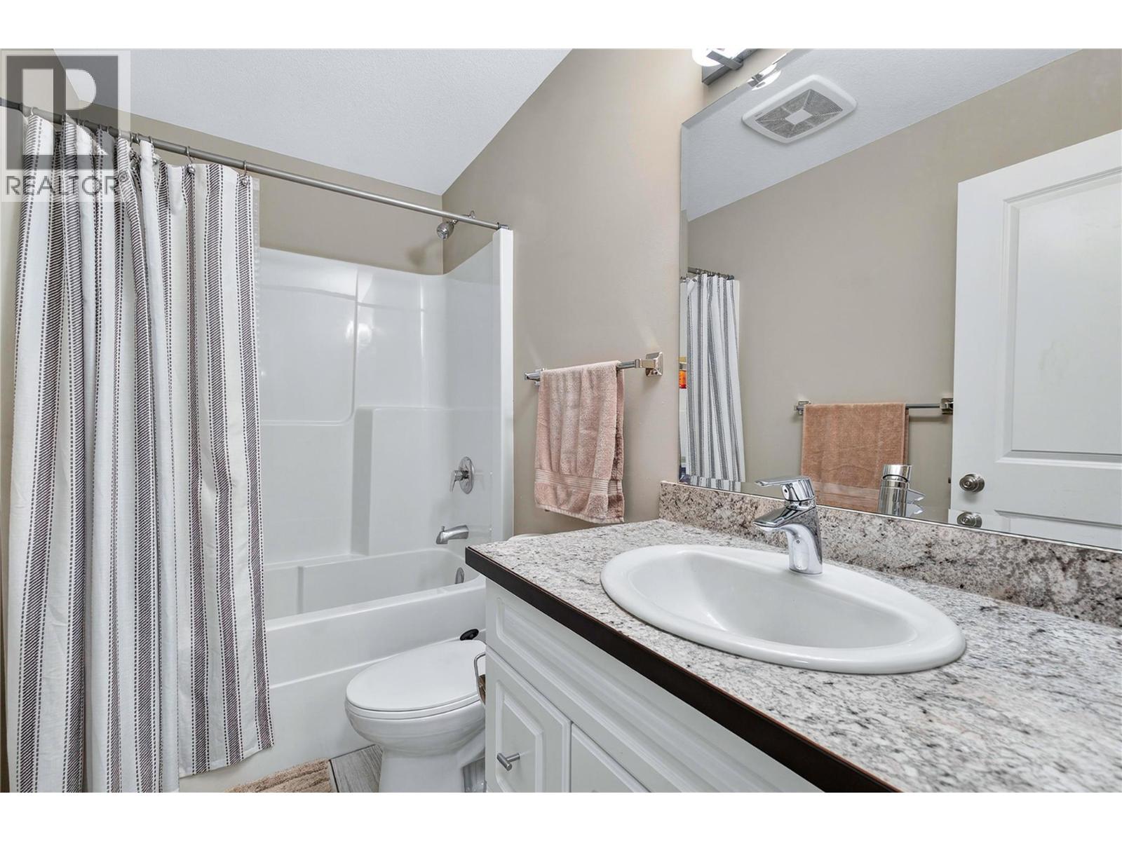 1449 1st Avenue NE Unit# 403, Salmon Arm