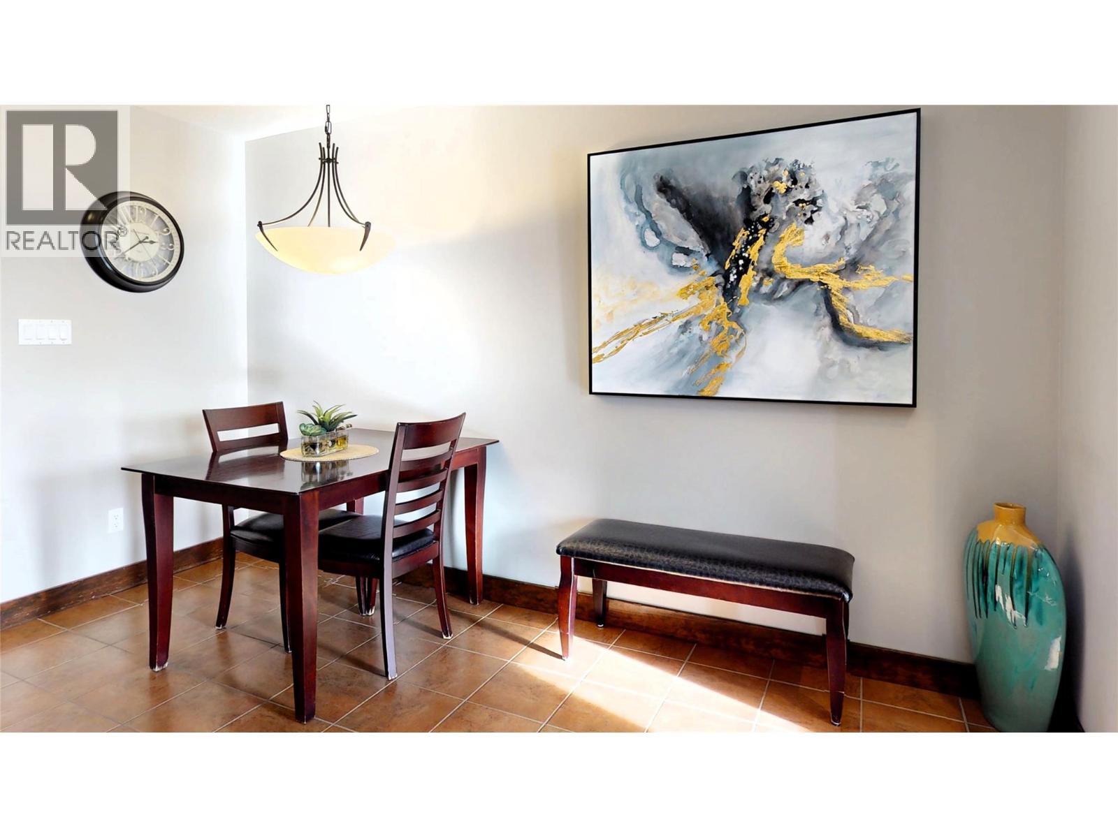 800 BIGHORN Boulevard Unit# 825 D, Radium Hot Springs