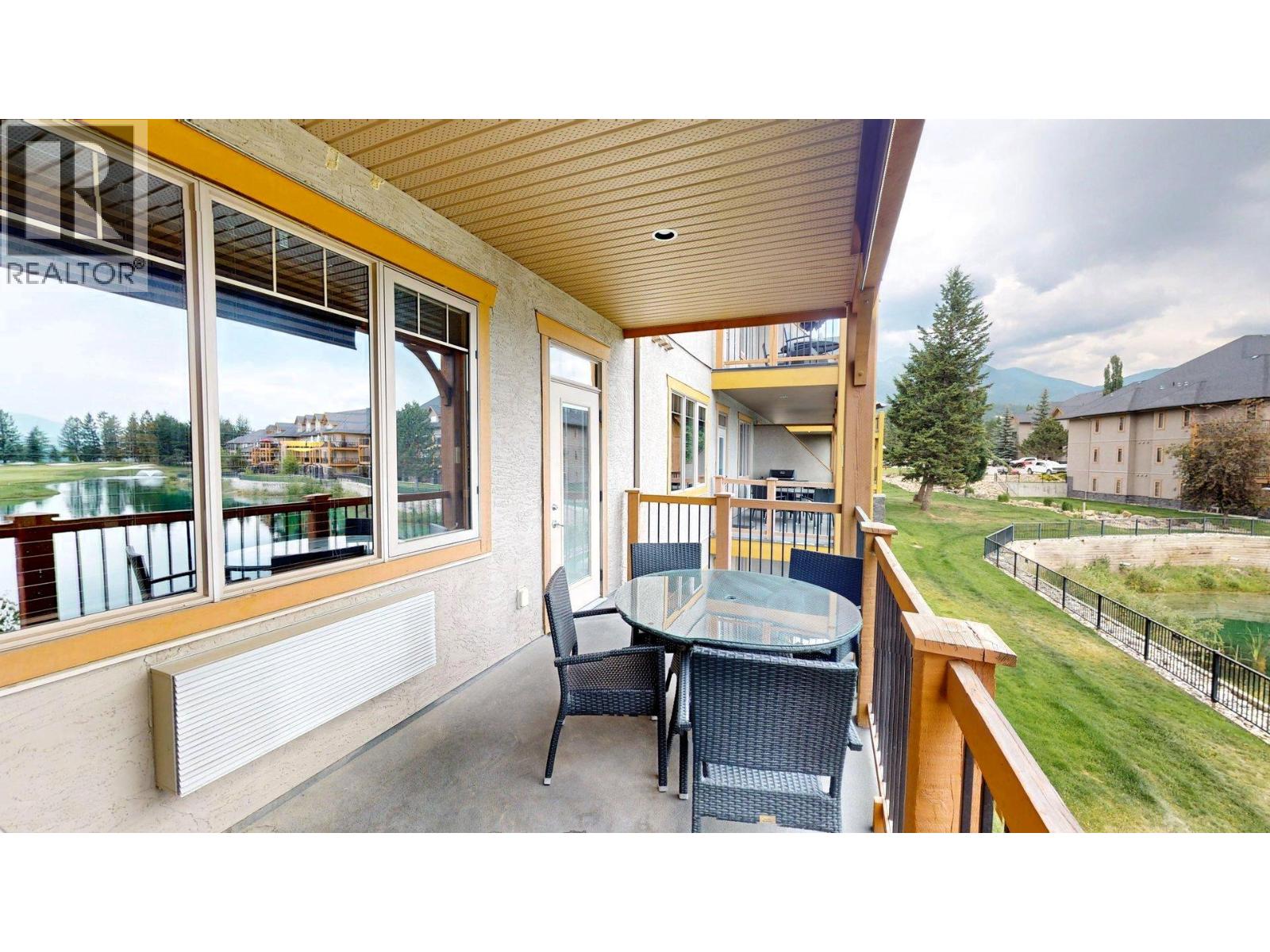 800 BIGHORN Boulevard Unit# 825 D, Radium Hot Springs