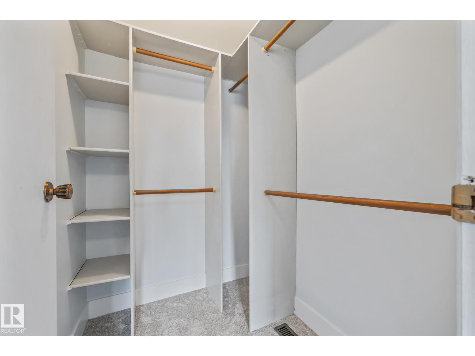 5612 92C AV NW, Edmonton