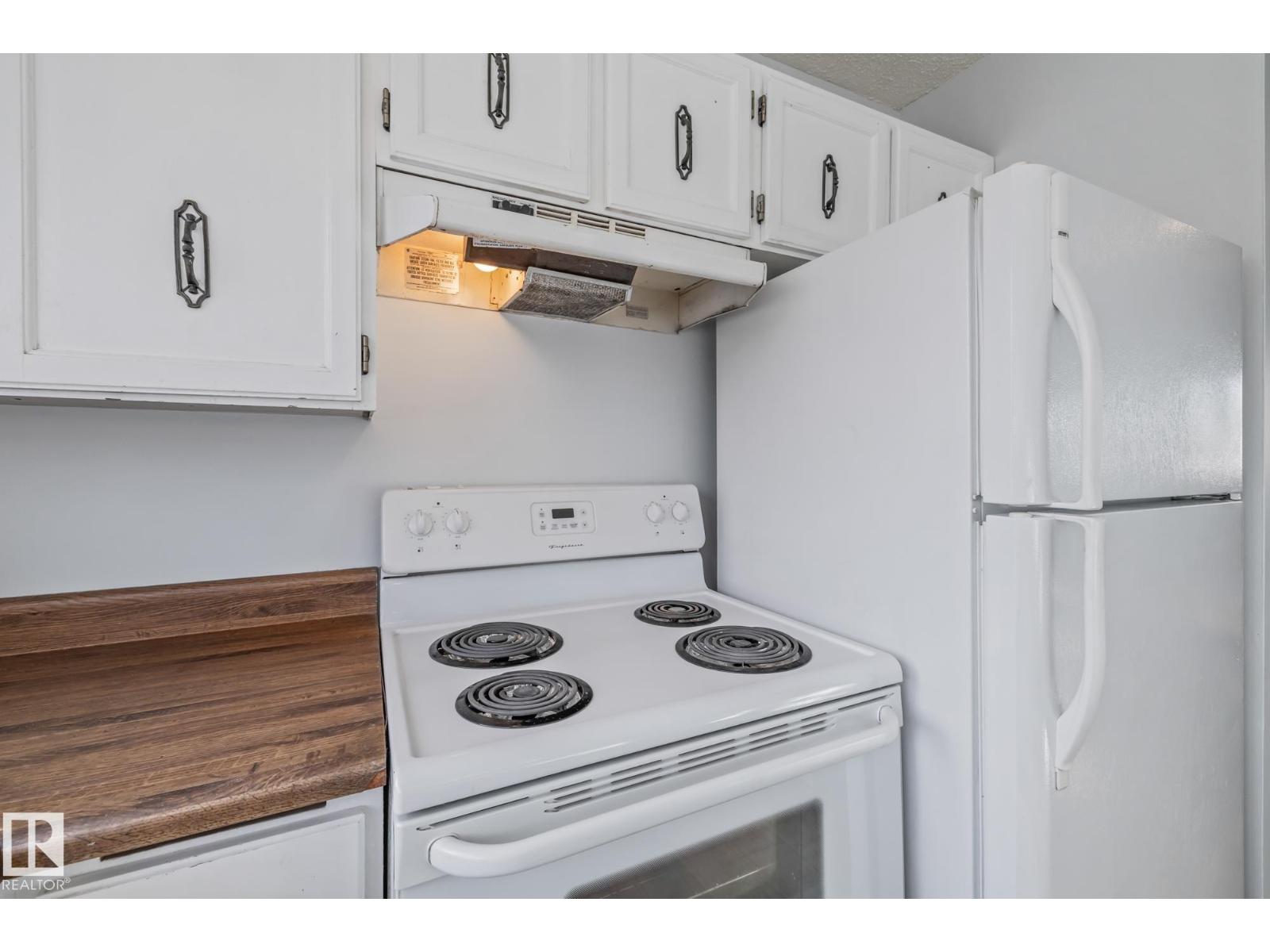 5612 92C AV NW, Edmonton