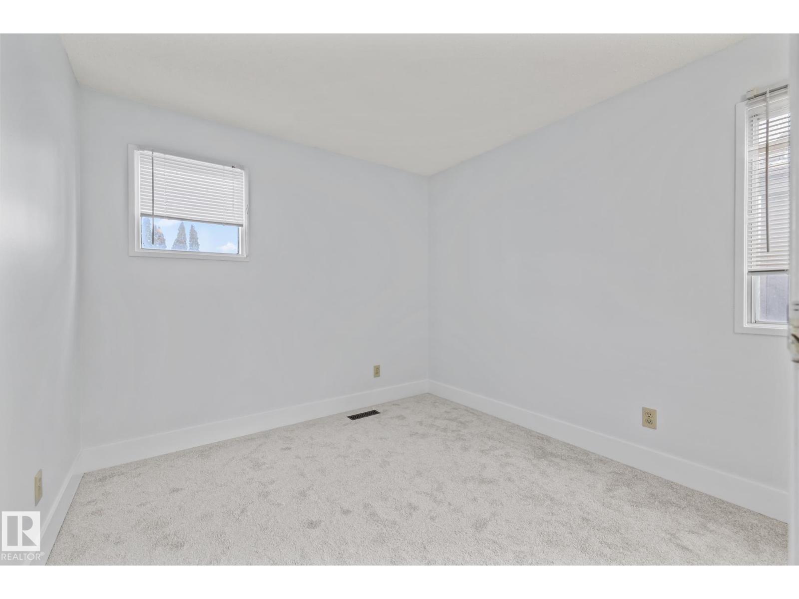 5612 92C AV NW, Edmonton