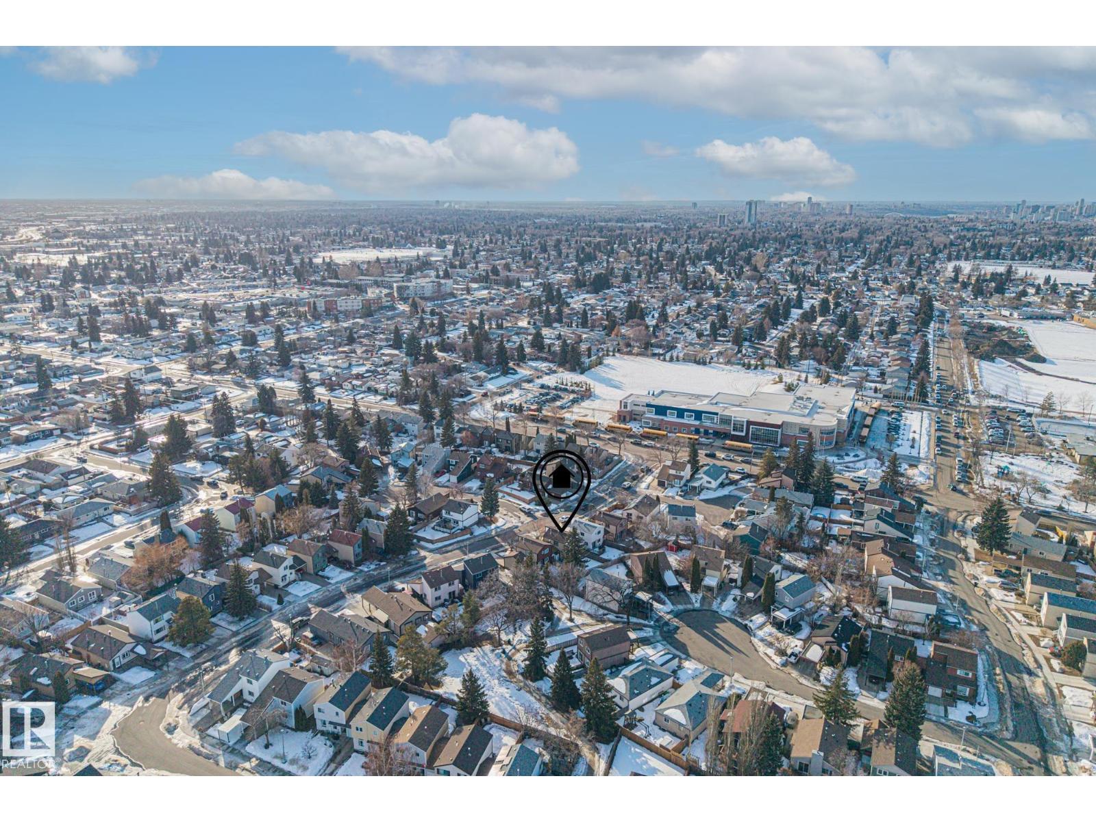 5612 92C AV NW, Edmonton