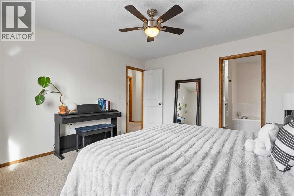 Single Family House for Sale in  Cranston Drive SE Cranston Calgary 