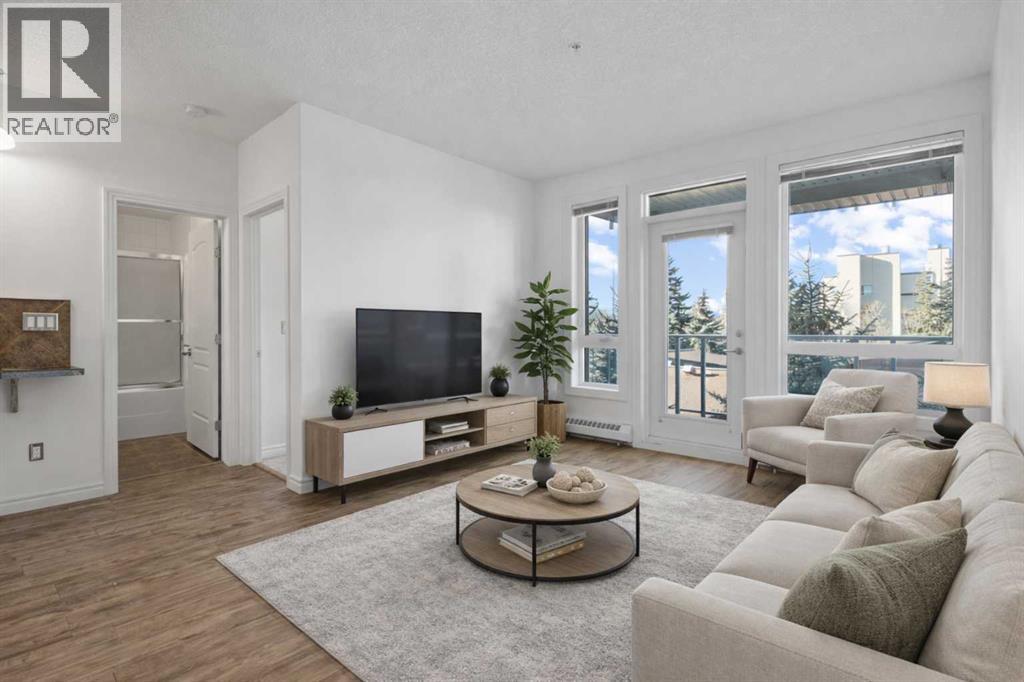 Single Family House for Sale in    Avenue NW Varsity Calgary 