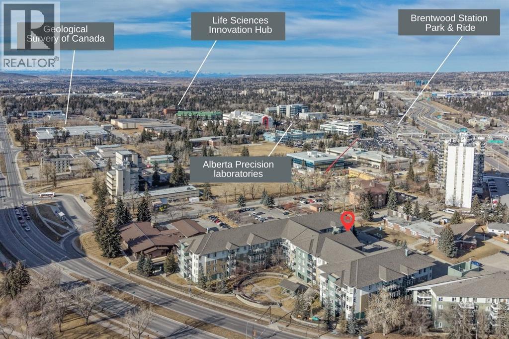 Single Family House for Sale in    Avenue NW Varsity Calgary 