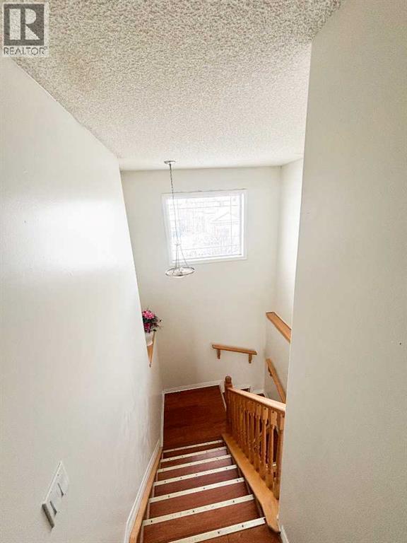 531 STONEGATE ROAD NW - 10