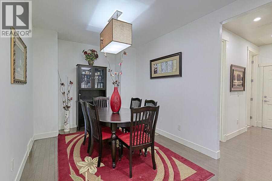 Single Family House for Sale in  Rockcliff Point NW Rocky Ridge Calgary 