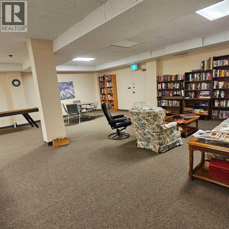 Single Family House for Sale in    Avenue SW Windsor Park Calgary 