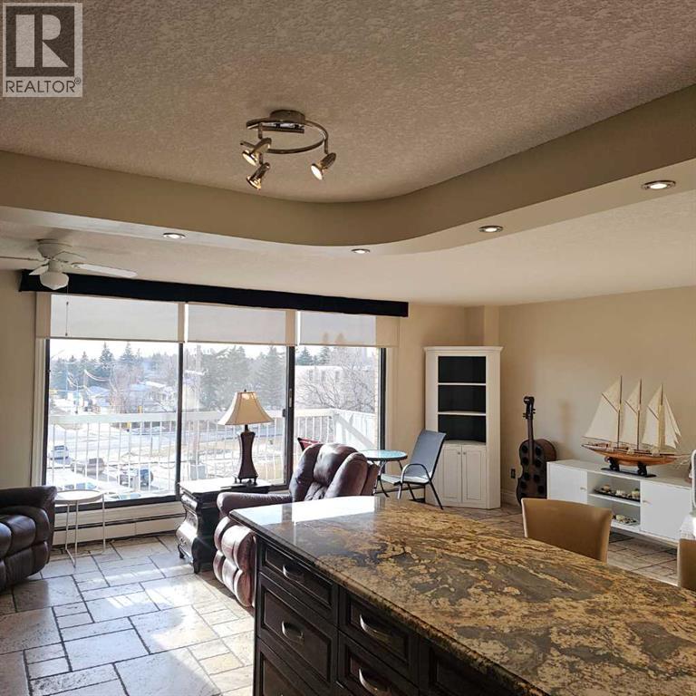 Single Family House for Sale in    Avenue SW Windsor Park Calgary 