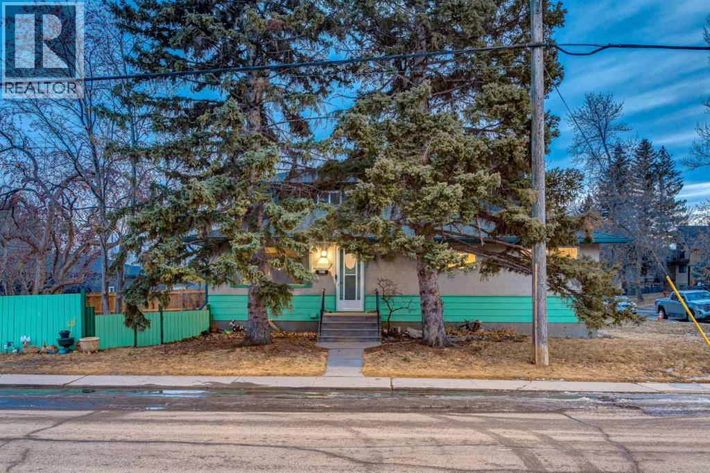 Single Family House Bungalow for Sale in   Avenue SW Glenbrook Calgary 