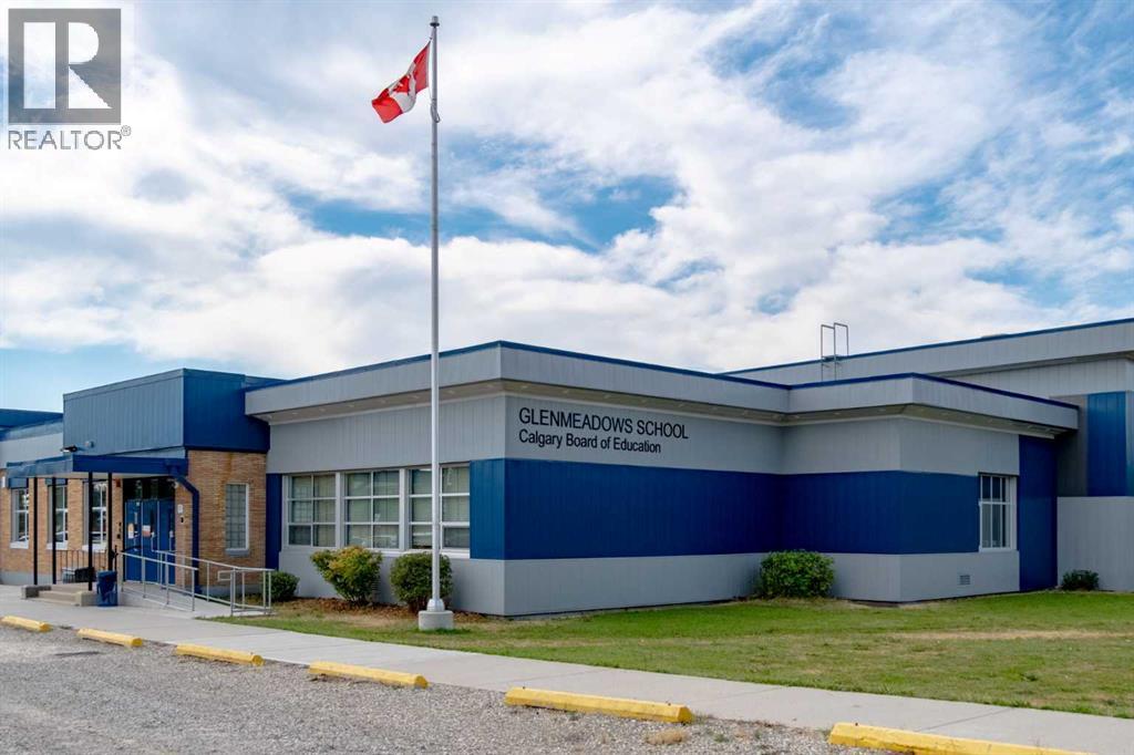 Single Family House Bungalow for Sale in   Avenue SW Glenbrook Calgary 