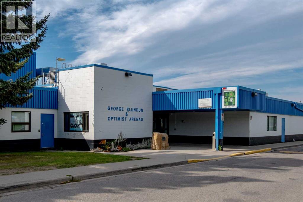 Single Family House Bungalow for Sale in   Avenue SW Glenbrook Calgary 