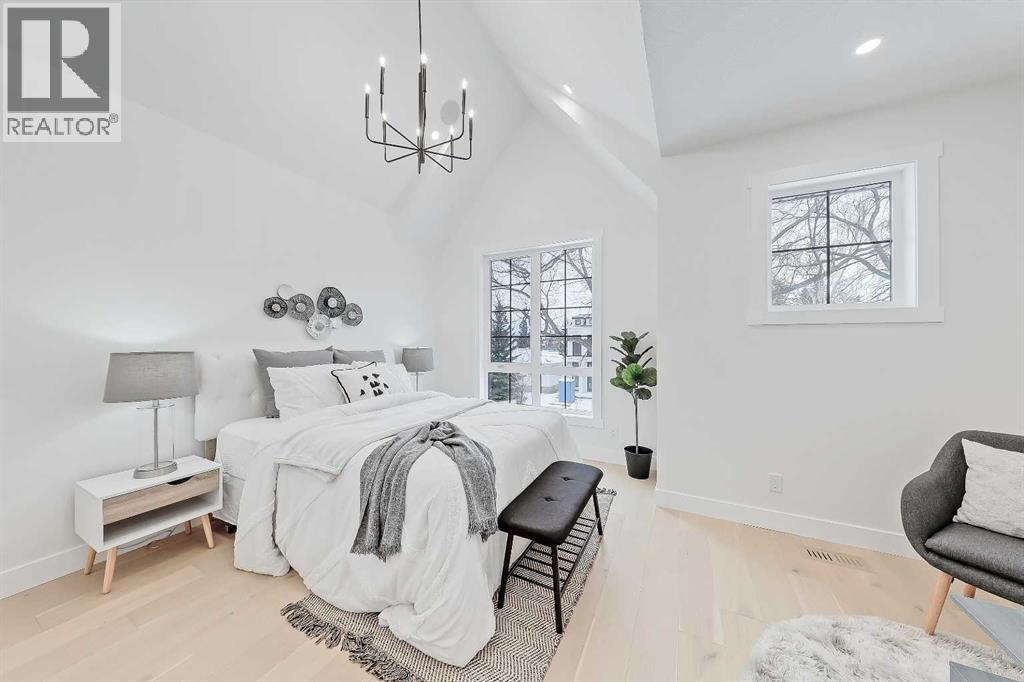 Single Family House for Sale in   Avenue NW Capitol Hill Calgary 