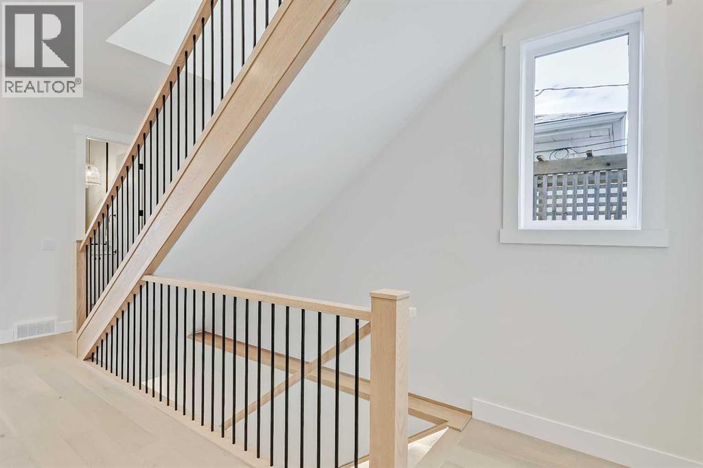 Single Family House for Sale in   Avenue NW Capitol Hill Calgary 