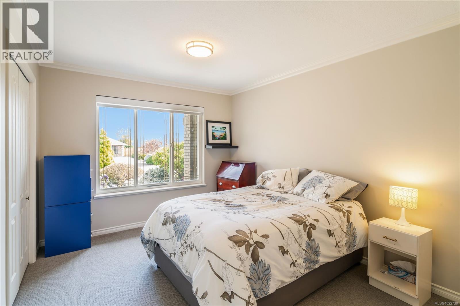 748 Kensington Pl, Qualicum Beach