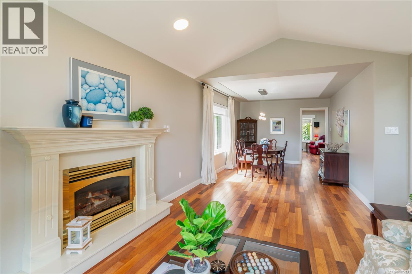 748 Kensington Pl, Qualicum Beach