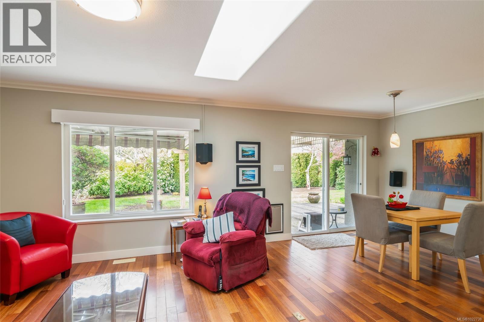 748 Kensington Pl, Qualicum Beach