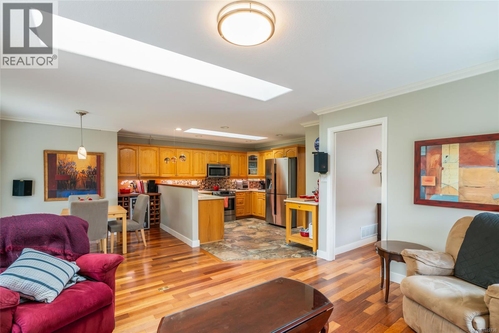 748 Kensington Pl, Qualicum Beach