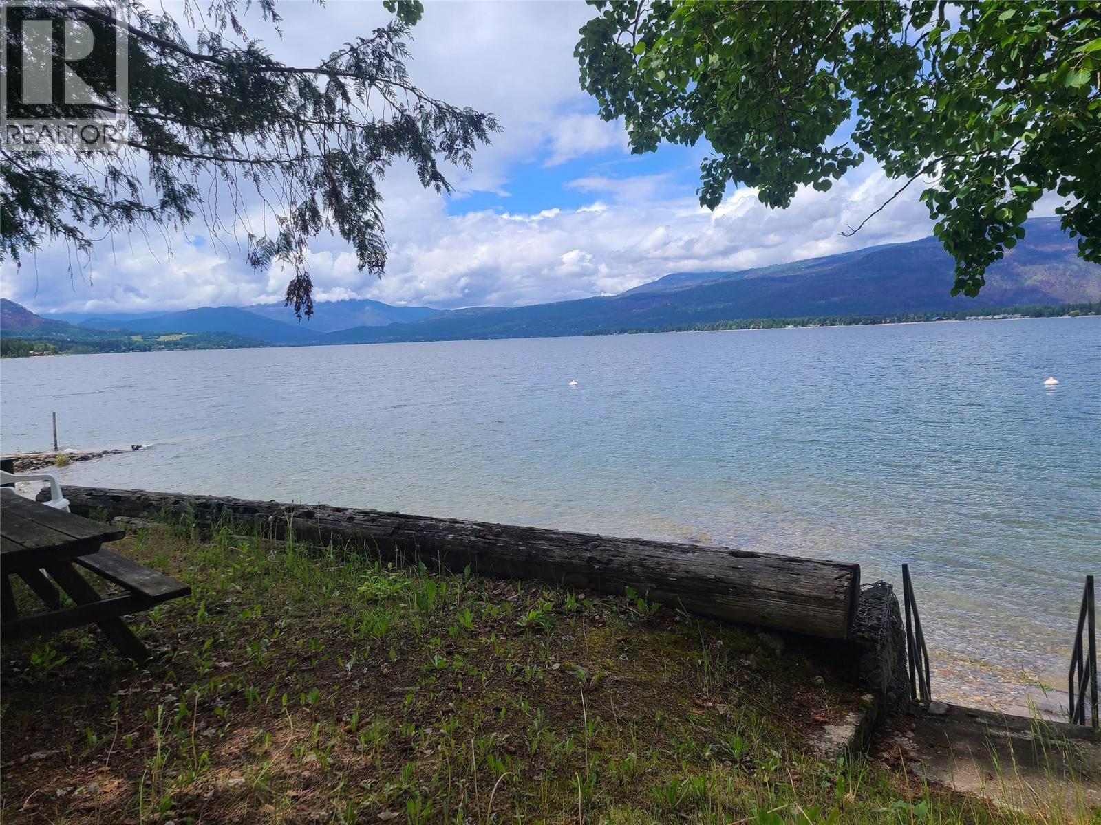 1756 Blind Bay Road, Blind Bay