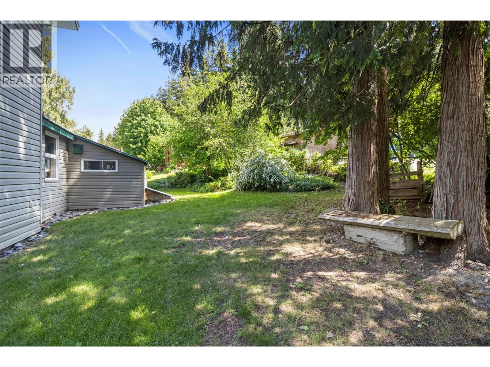 1756 Blind Bay Road, Blind Bay