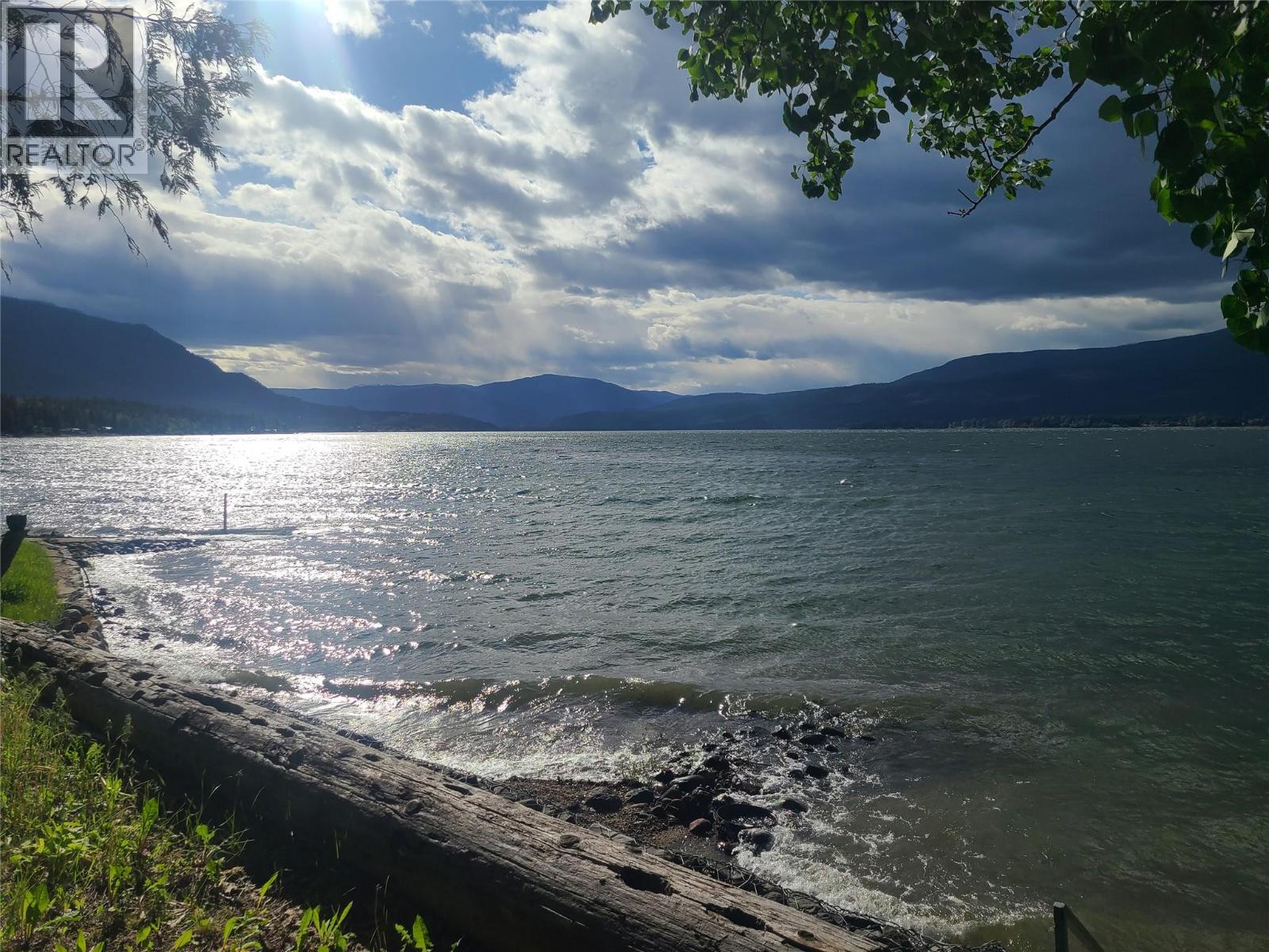 1756 Blind Bay Road, Blind Bay