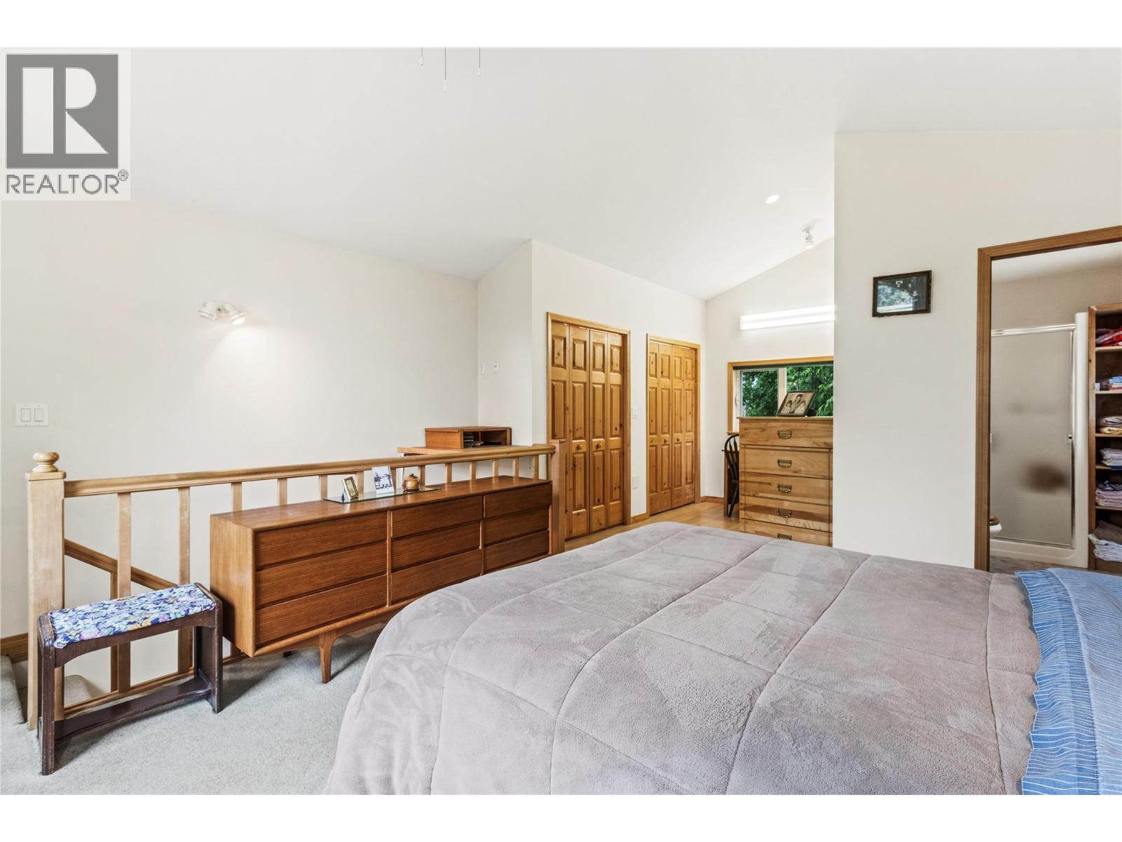 1756 Blind Bay Road, Blind Bay