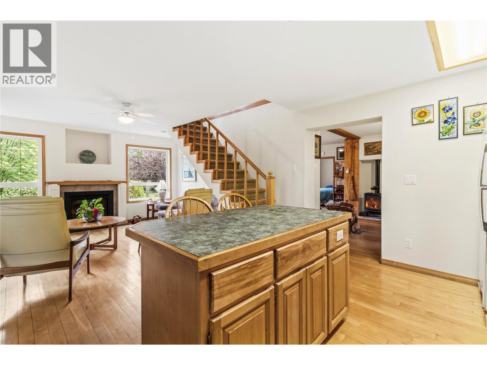 1756 Blind Bay Road, Blind Bay