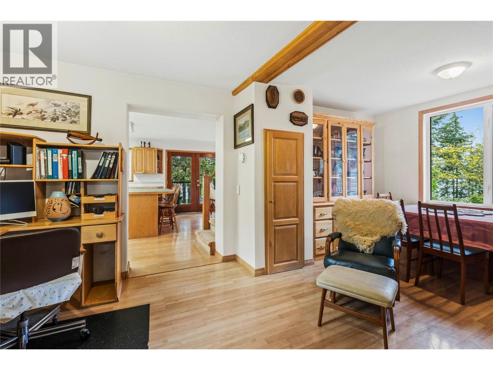 1756 Blind Bay Road, Blind Bay