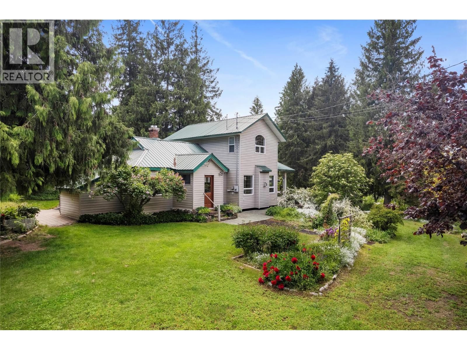 1756 Blind Bay Road, Blind Bay