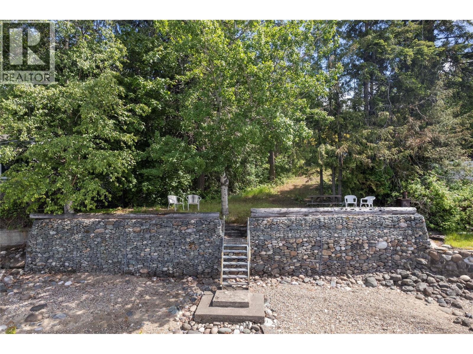 1756 Blind Bay Road, Blind Bay