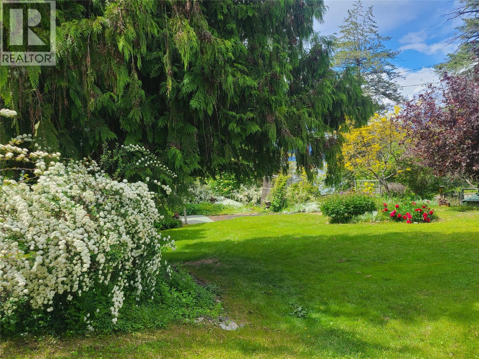 1756 Blind Bay Road, Blind Bay