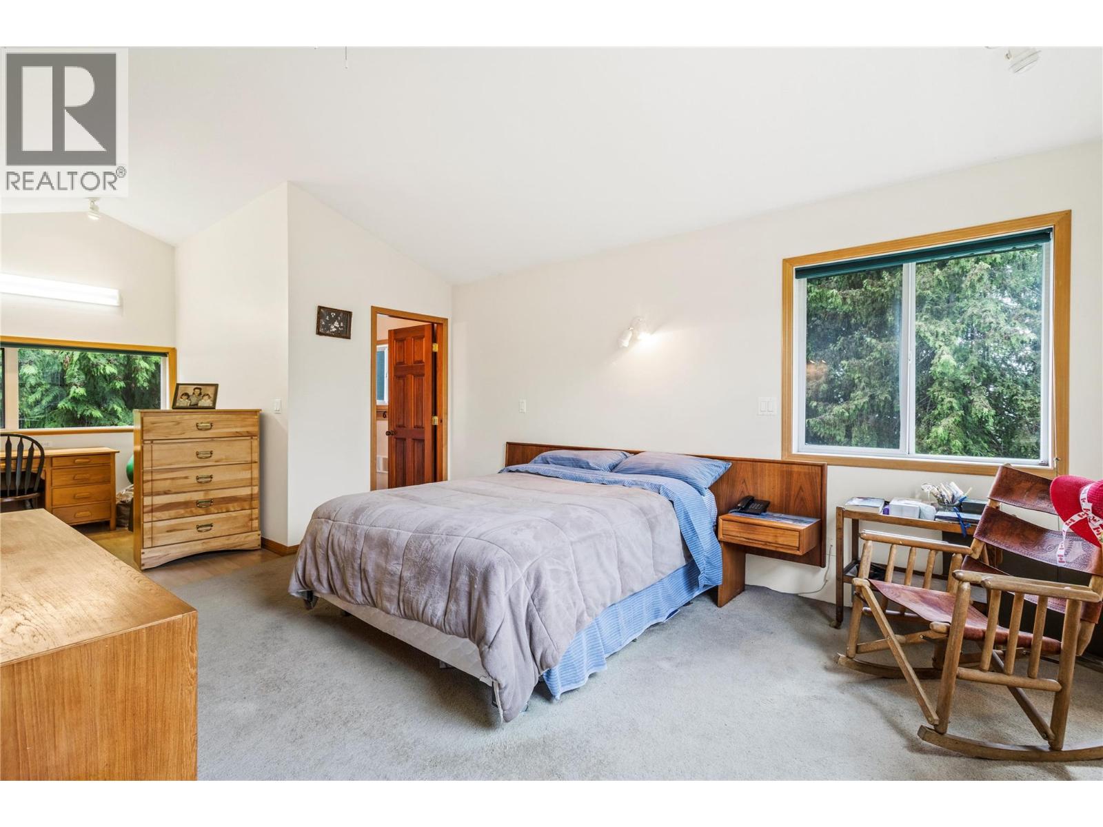 1756 Blind Bay Road, Blind Bay