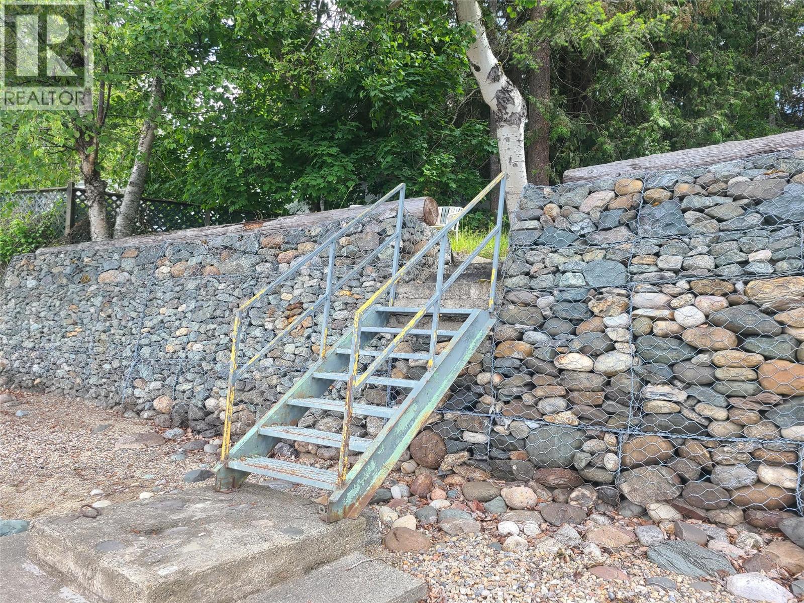 1756 Blind Bay Road, Blind Bay