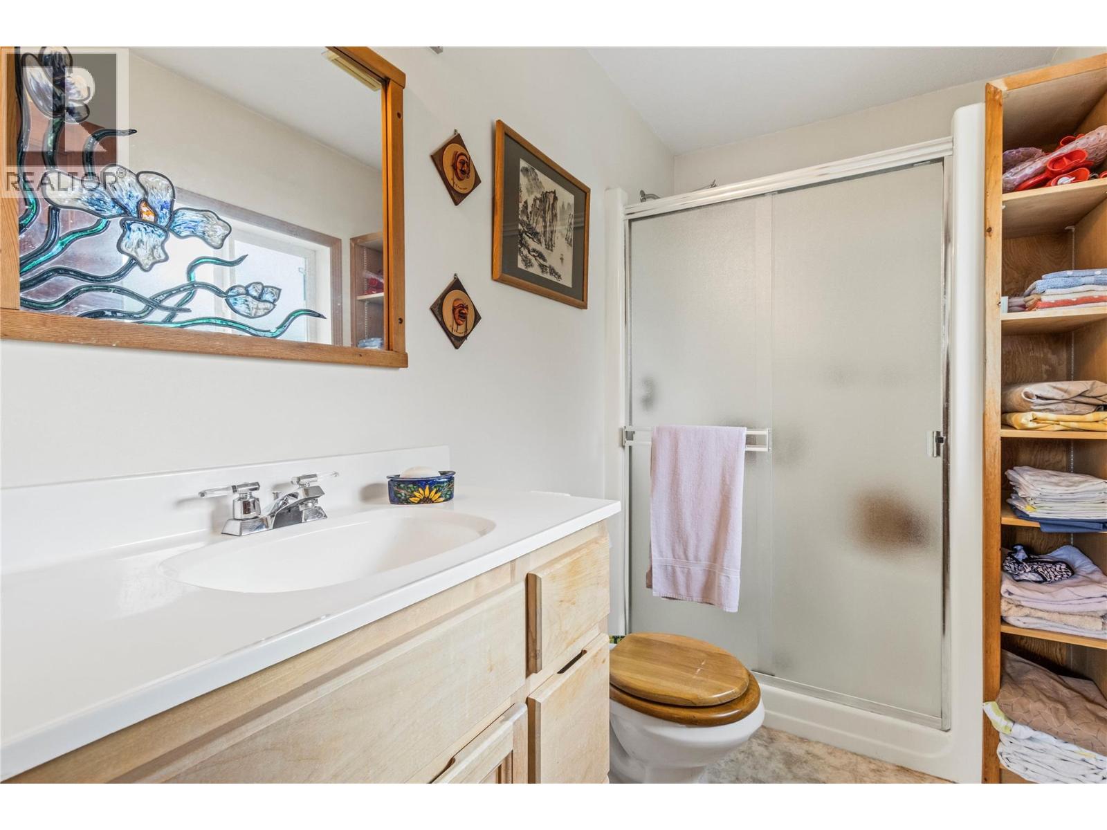 1756 Blind Bay Road, Blind Bay