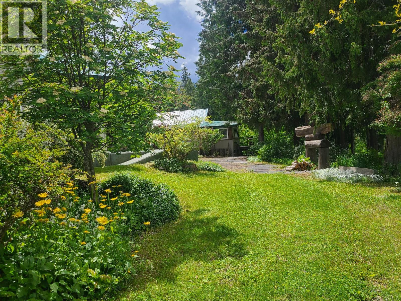 1756 Blind Bay Road, Blind Bay