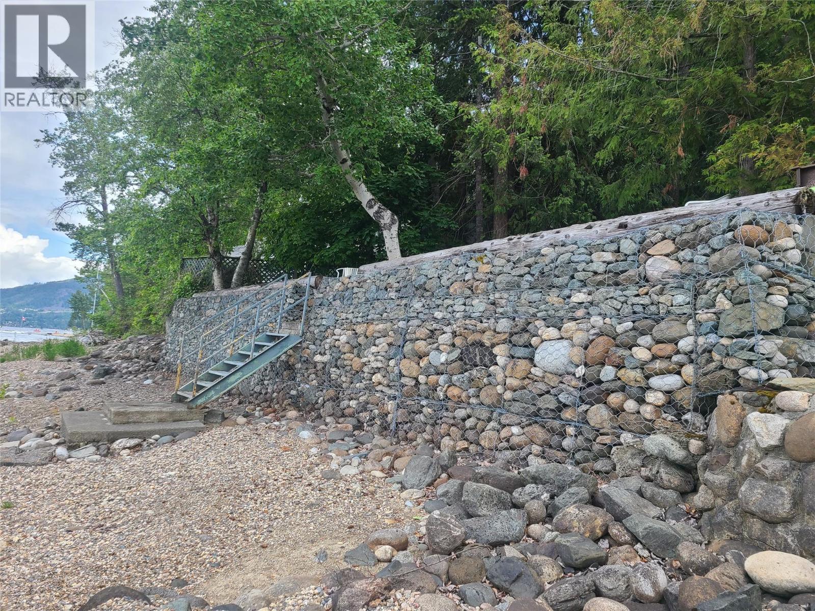 1756 Blind Bay Road, Blind Bay