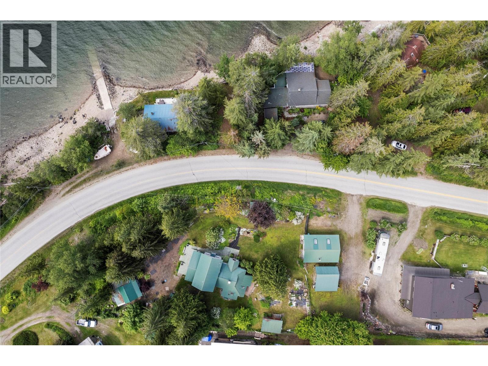 1756 Blind Bay Road, Blind Bay