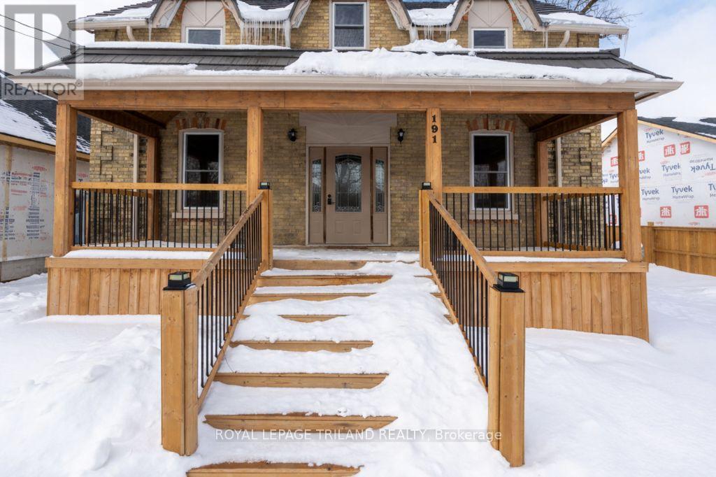 Single Family House for Sale in  CATHERINE STREET North Middlesex (Parkhill) 