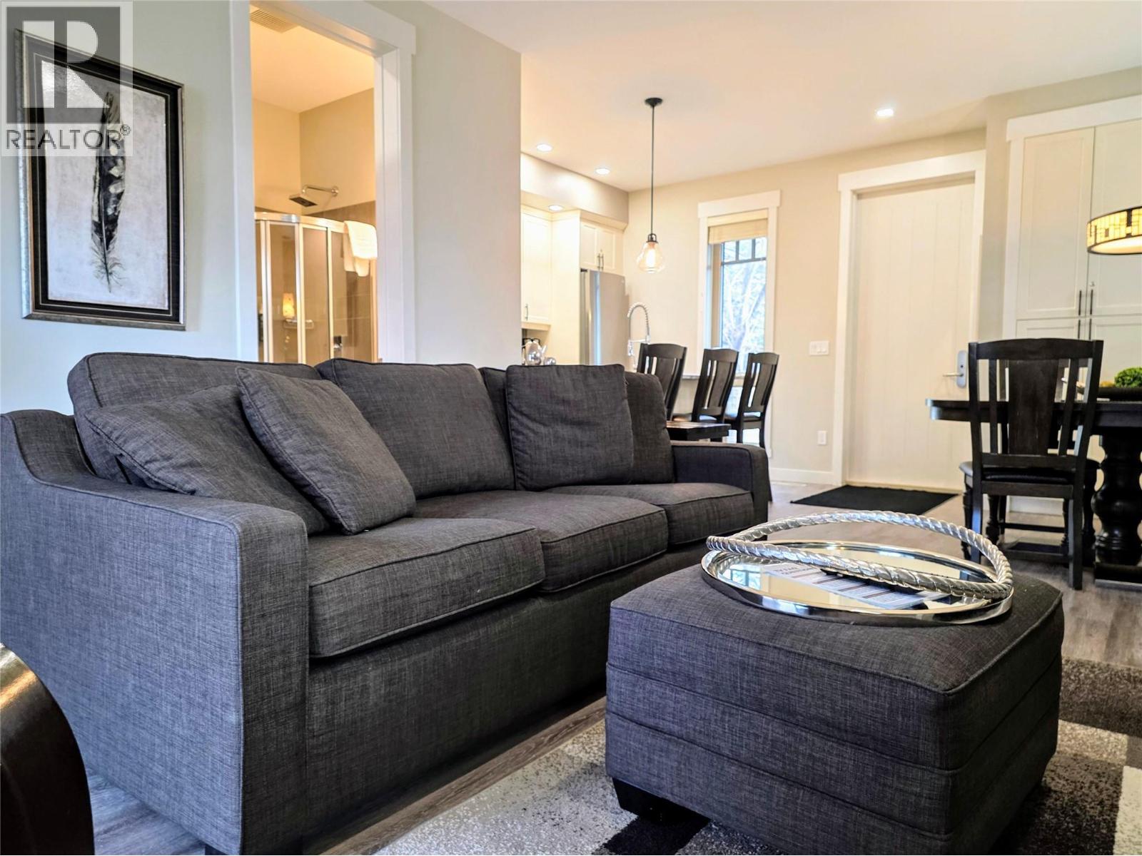 900 Bighorn Boulevard Unit# 919, Radium Hot Springs