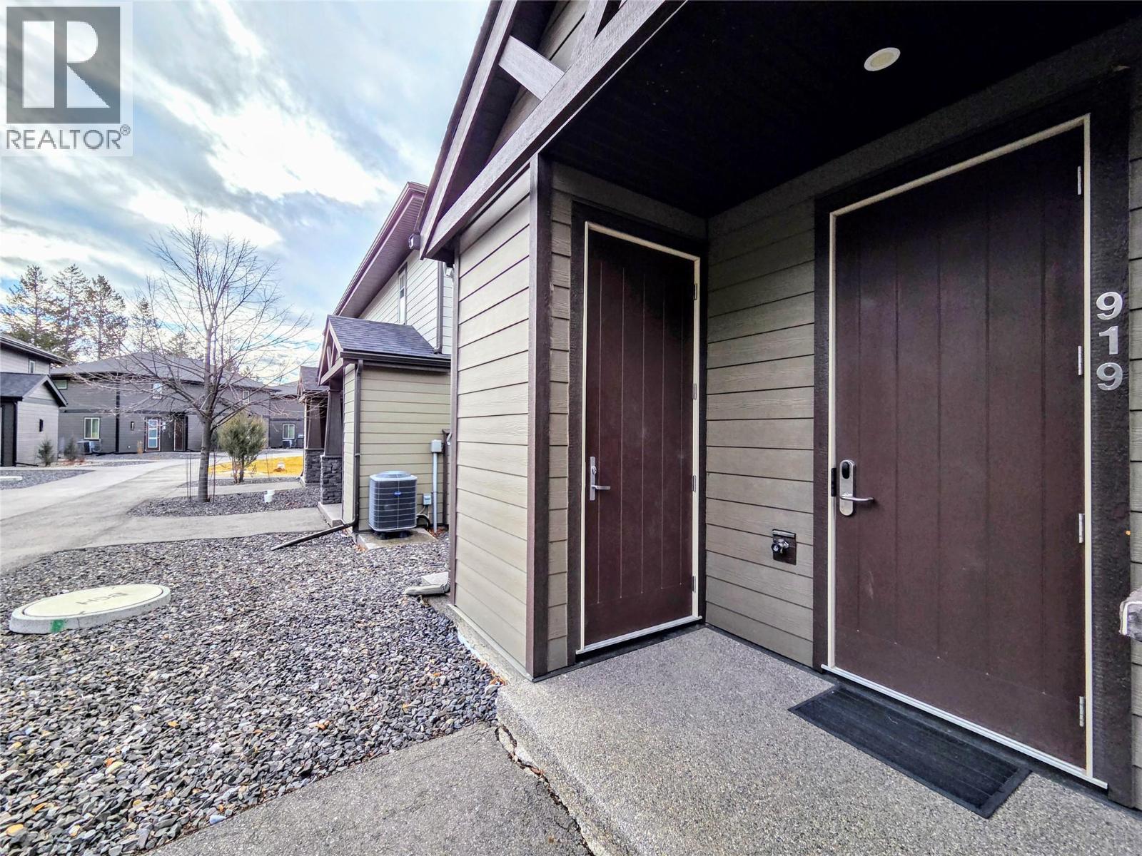 900 Bighorn Boulevard Unit# 919, Radium Hot Springs