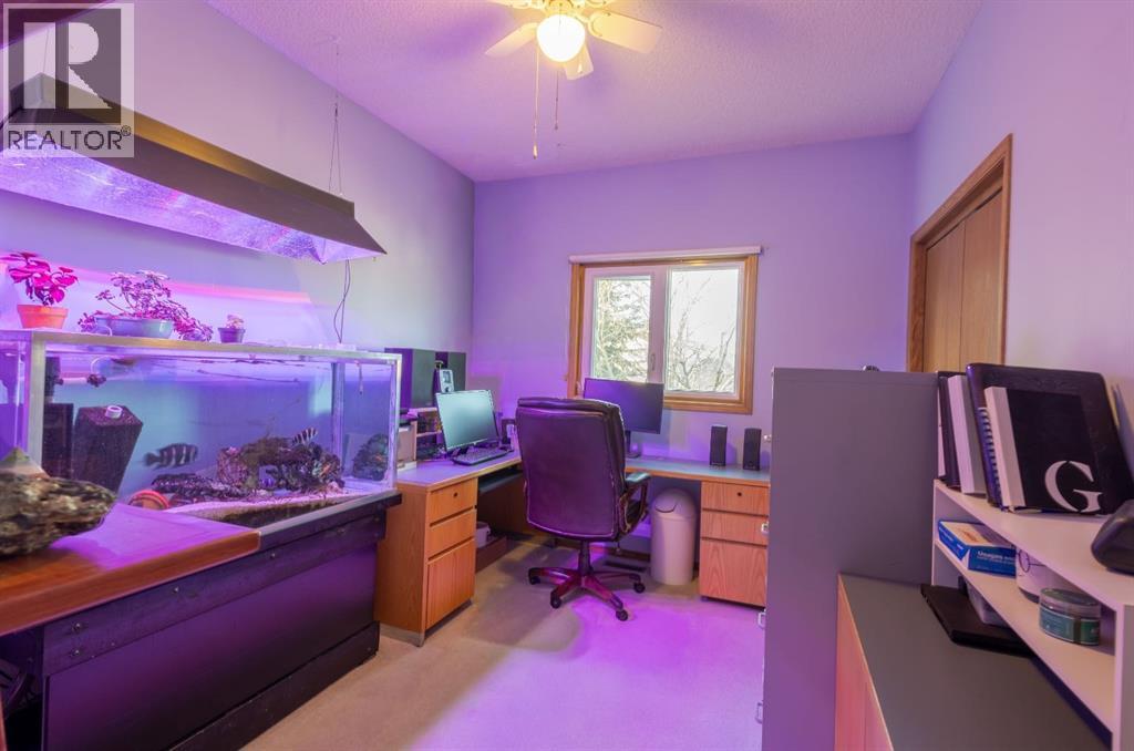 Single Family House Bi-level for Sale in  Hawkland Place NW Hawkwood Calgary 