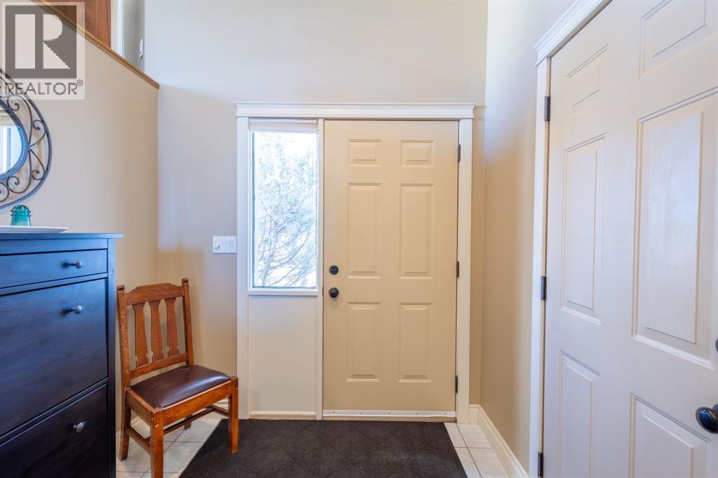 Single Family House Bi-level for Sale in  Hawkland Place NW Hawkwood Calgary 