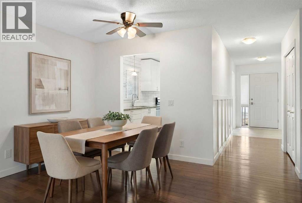 Single Family House for Sale in  Deer Ridge Close SE Deer Ridge Calgary 