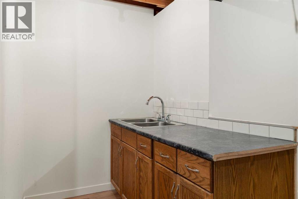 Single Family House for Sale in  Deer Ridge Close SE Deer Ridge Calgary 