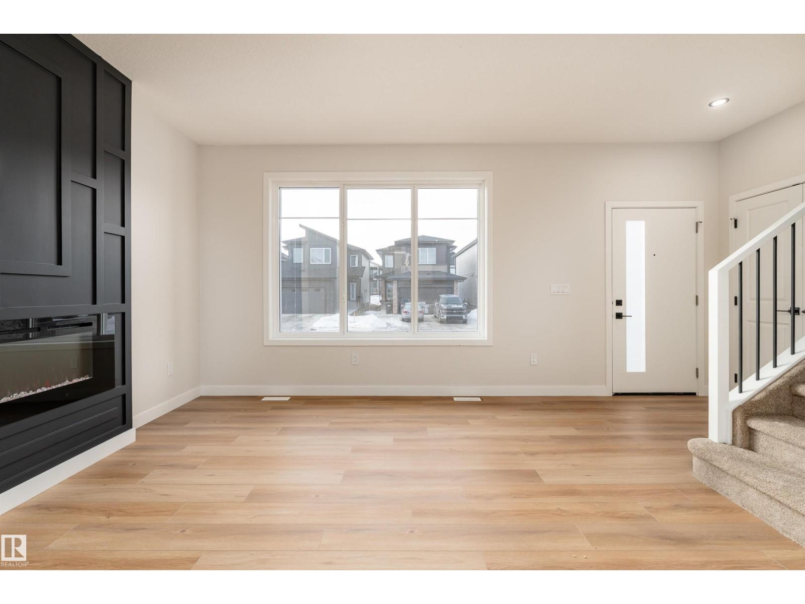30 WESTWYCK LI - 11