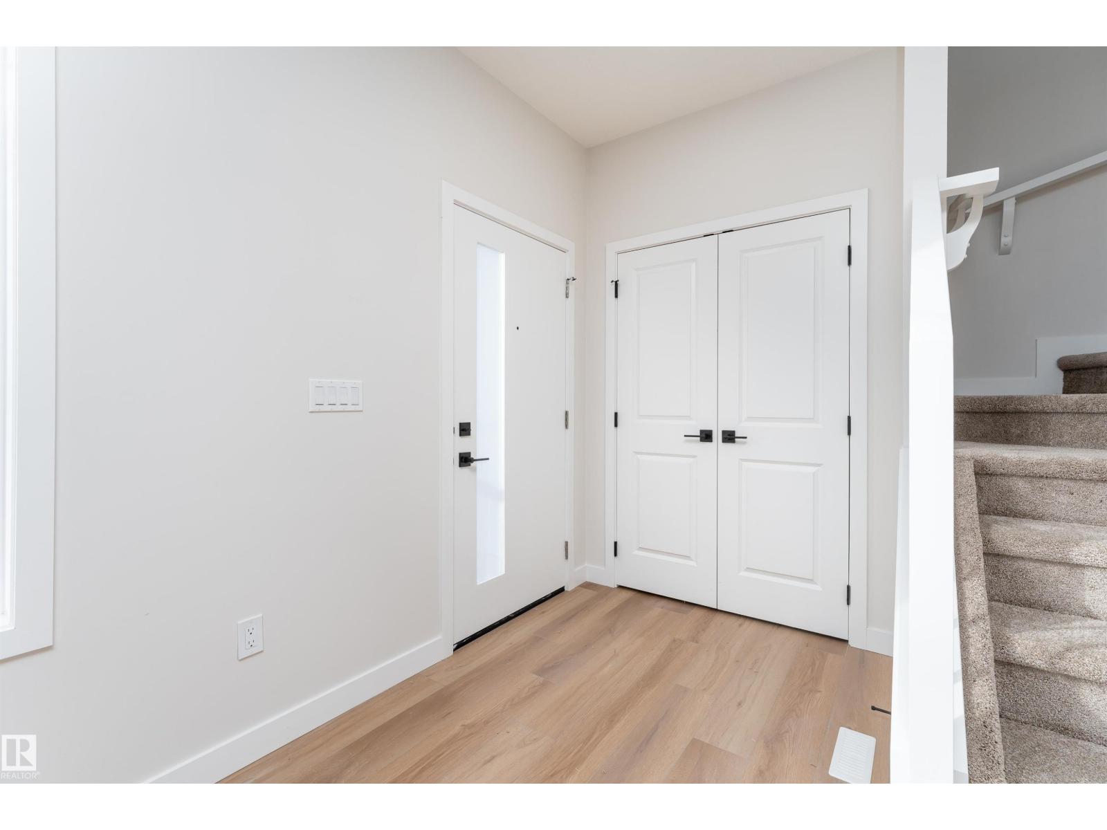 30 WESTWYCK LI - 23